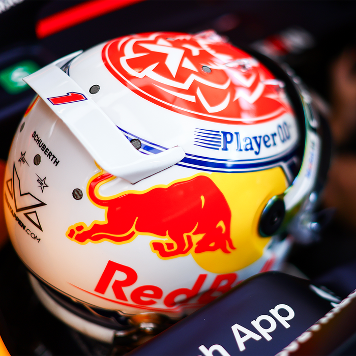 1:2 - 2023 Saison Helm - Max Verstappen Bild